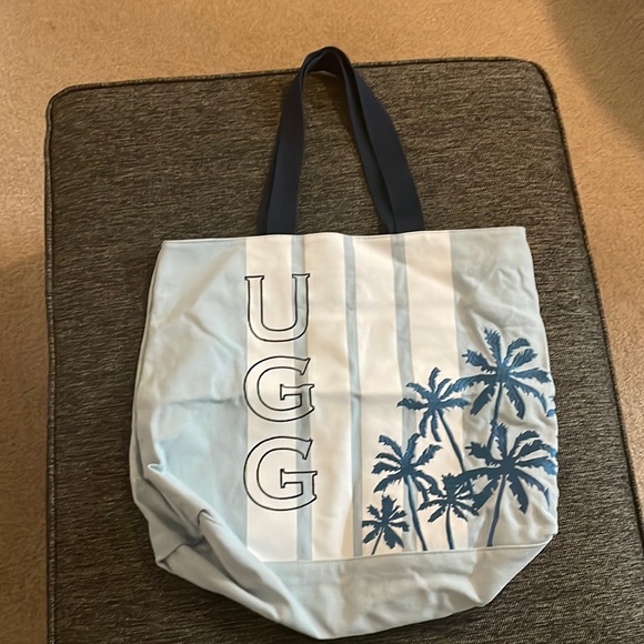 UGG Tote Bag - Picture 1 of 5